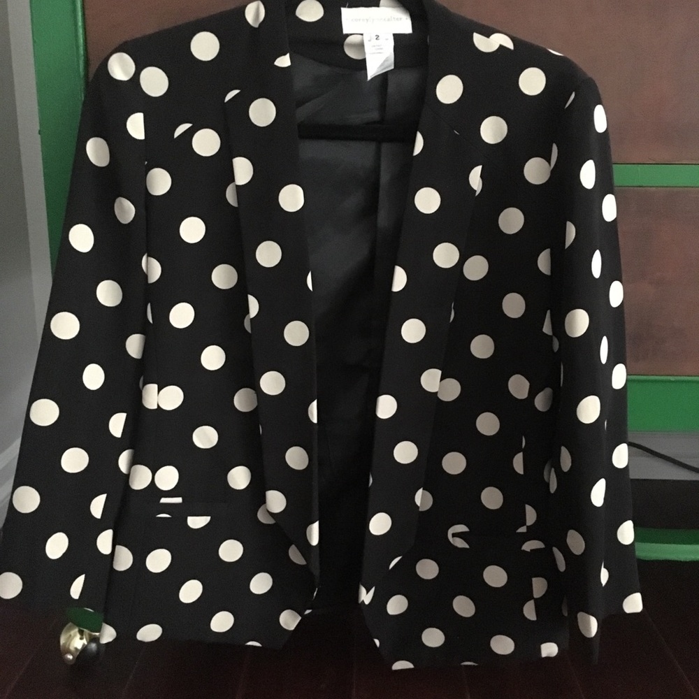 Classy hip length blazer